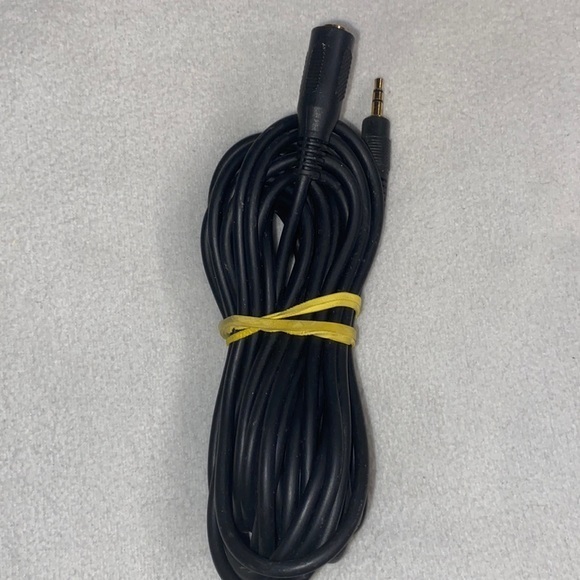 💰4 for $30 💰 stereo 3.5mm extension cable, male to female black works fine - Picture 1 of 4